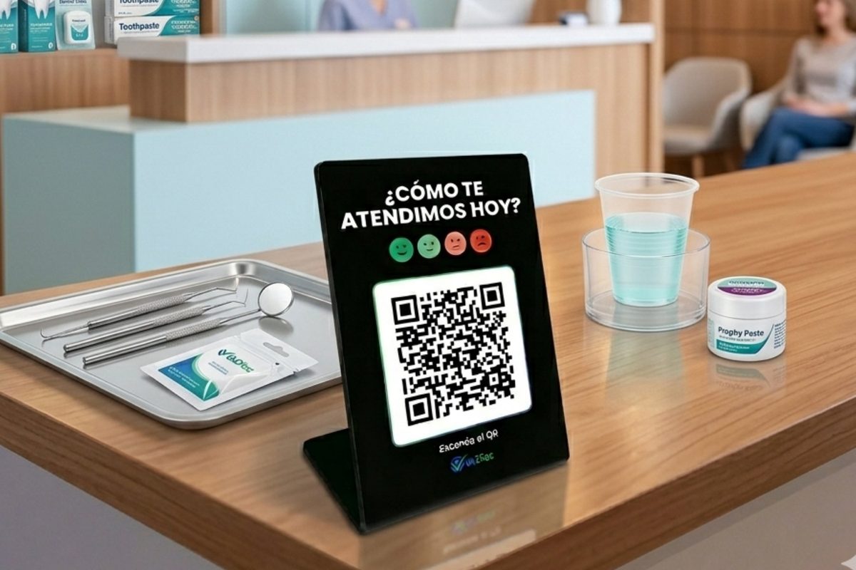 Cartel QR DeDiez en consultorio dental